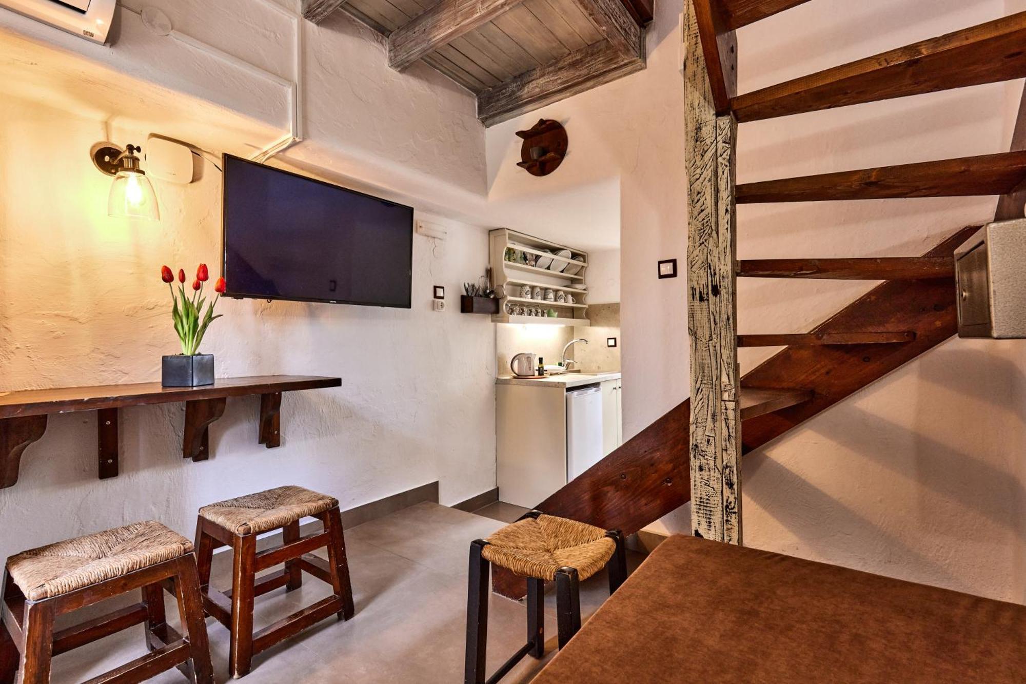 Mila Malia Studios Hotel Екстер'єр фото