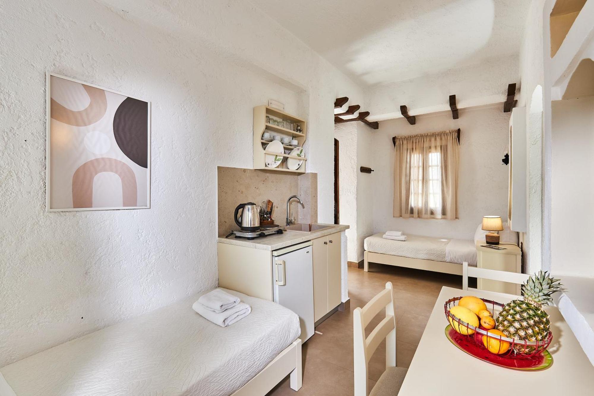 Mila Malia Studios Hotel Екстер'єр фото