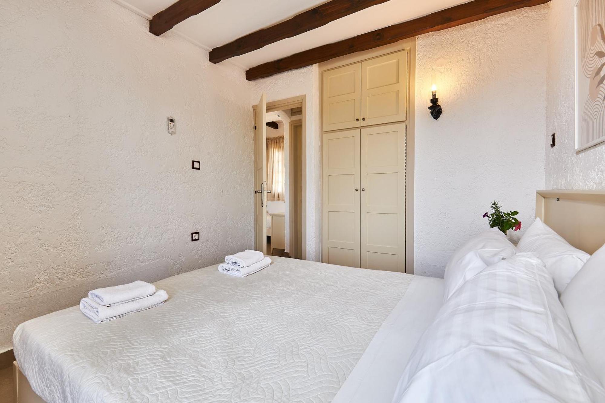 Mila Malia Studios Hotel Екстер'єр фото