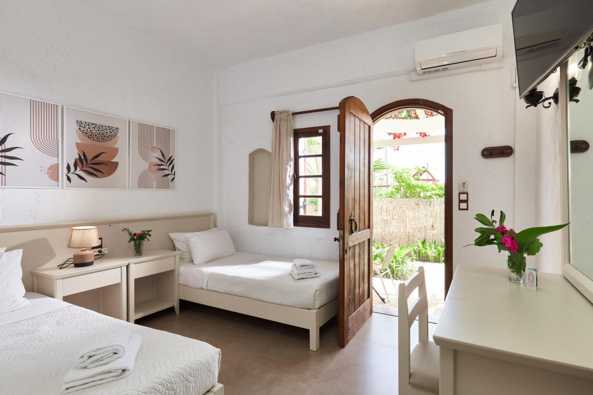 Mila Malia Studios Hotel Екстер'єр фото